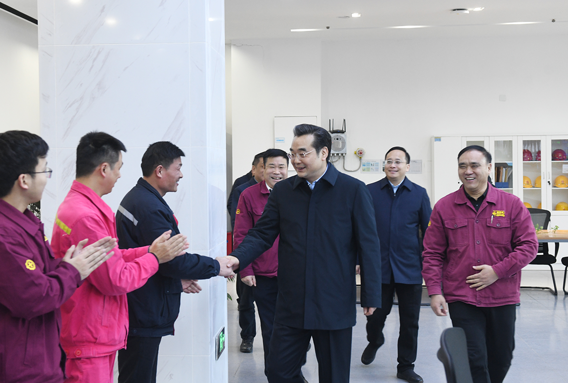 淮安市委书记史志军一行来开云手机站登录入口开展新春慰问